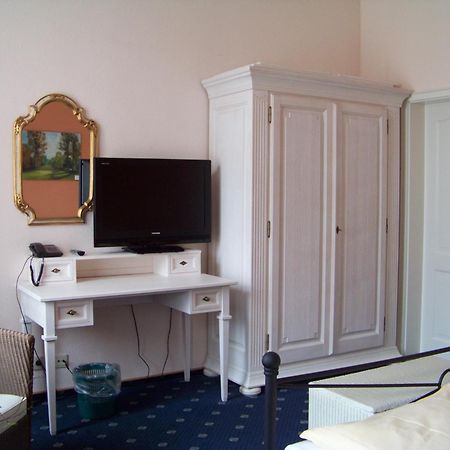 Seeresidenz Gesundbrunn Hotel Plau am See Ruang foto